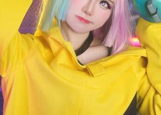 当Sally Dorasnow化身为可爱的coser，图集中找不着北了！
